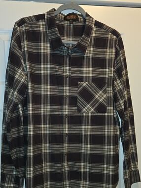 Super Cute ! Shyanne Green and Cream Plaid Button-Down Shirt.